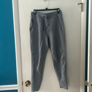 Men’s gray GAP joggers